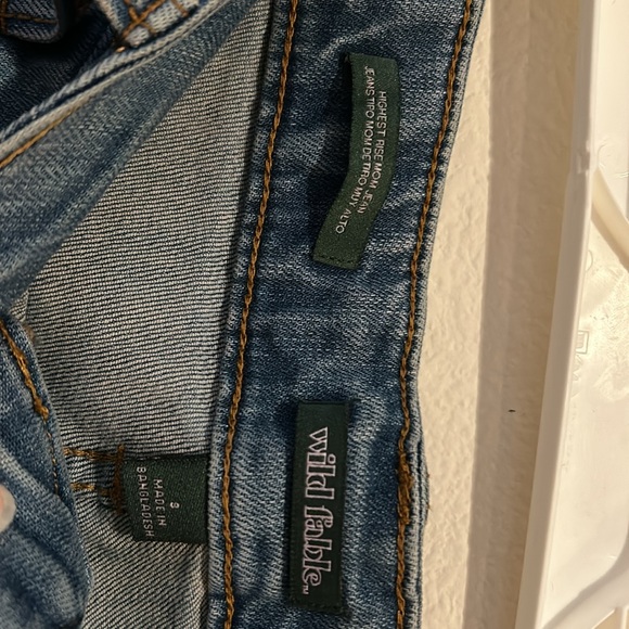 Jeans - Picture 2 of 3